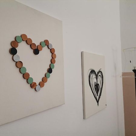 Apartamento Casa Di Nonna Pina, Kuca U Blizini Arene Pula Exterior foto